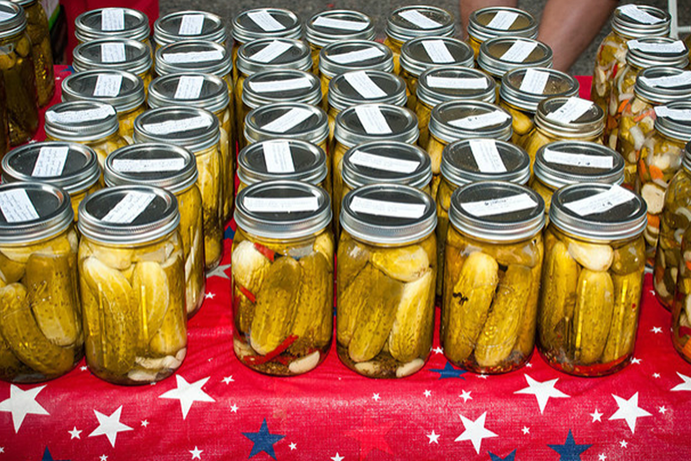 Polish Pickle Run Bremond, Texas Awards Pickle Jars